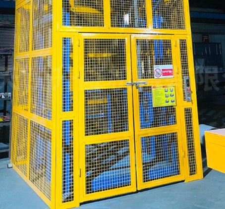 召陵货梯可以安装在室外吗