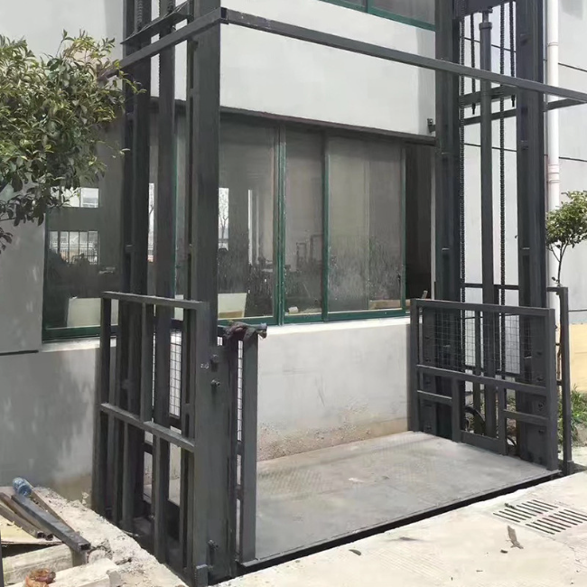 召陵5吨室外升降货梯